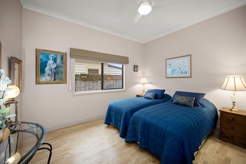 Photo - 12 Mitchell Street, Wodonga VIC 3690 - Image 13