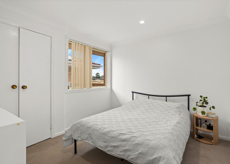 Photo - 12 Molong Road, Old Bar NSW 2430 - Image 13