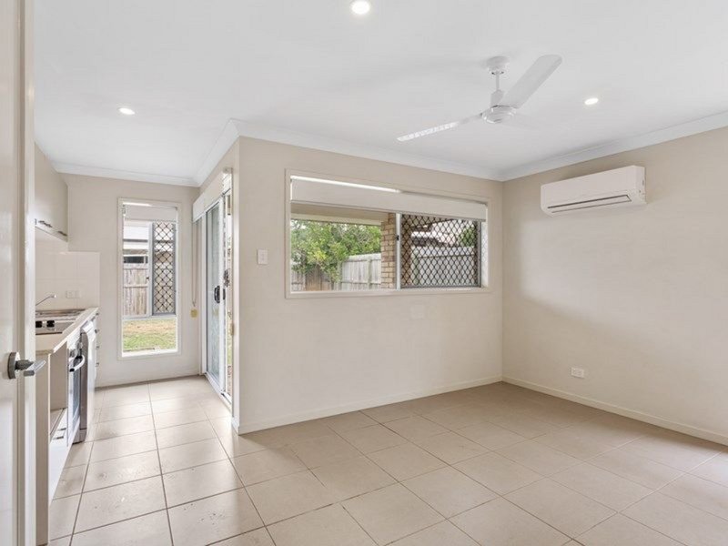 Photo - 12 Monitor Avenue, Dakabin QLD 4503 - Image 6