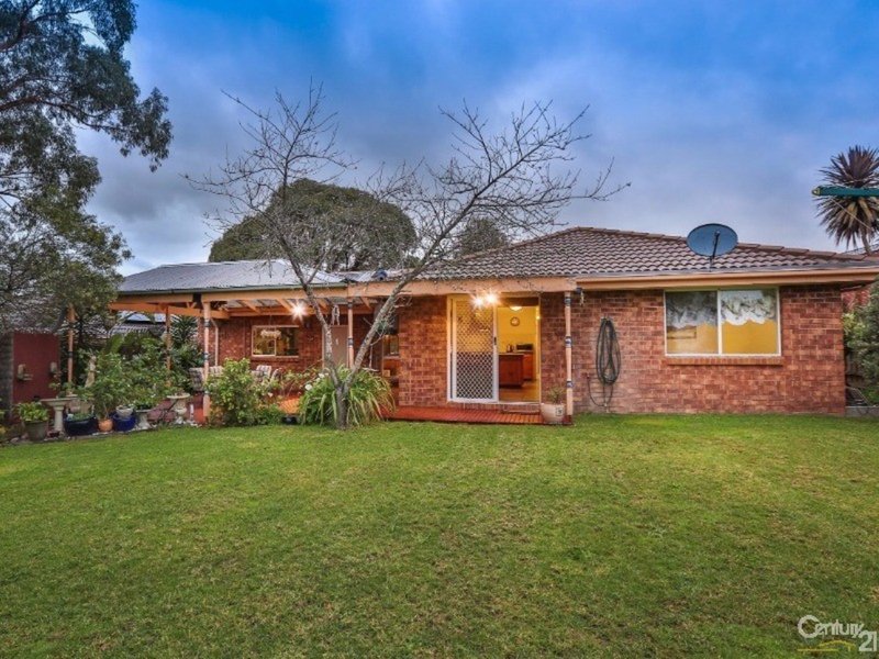 Photo - 12 Montclaire Court, Pakenham VIC 3810 - Image 20