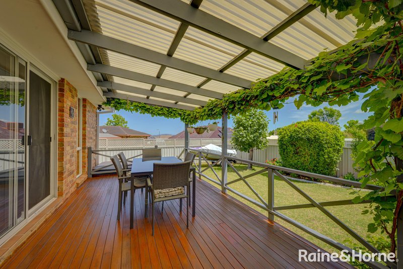 Photo - 12 Moondah Close, Tamworth NSW 2340 - Image 16