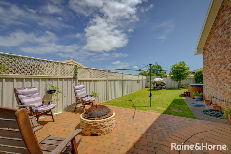 Photo - 12 Moondah Close, Tamworth NSW 2340 - Image 18