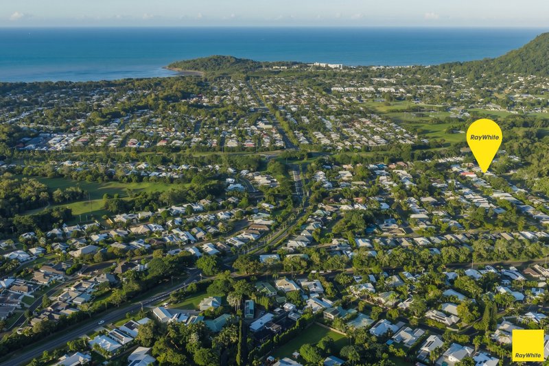 Photo - 12 Moore Road, Kewarra Beach QLD 4879 - Image 16