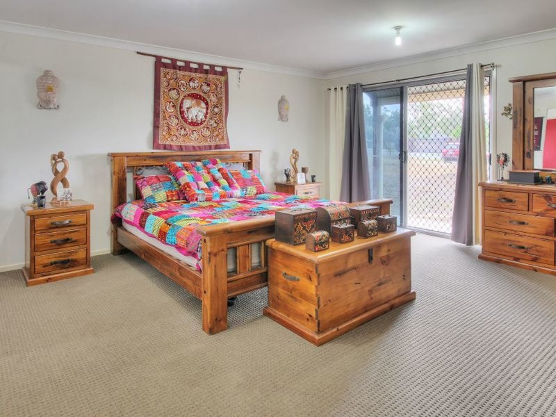 Photo - 12 Moorhen Court, New Beith QLD 4124 - Image 2