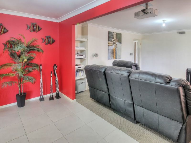 Photo - 12 Moorhen Court, New Beith QLD 4124 - Image 8