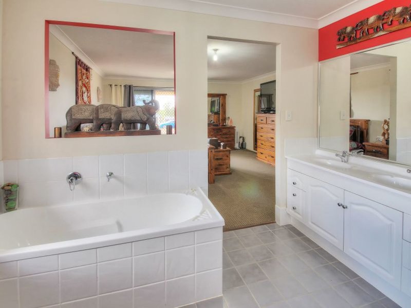 Photo - 12 Moorhen Court, New Beith QLD 4124 - Image 11