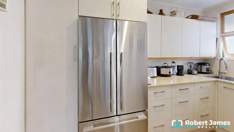 Photo - 12 Morning Glory Drive, Cooroibah QLD 4565 - Image 9