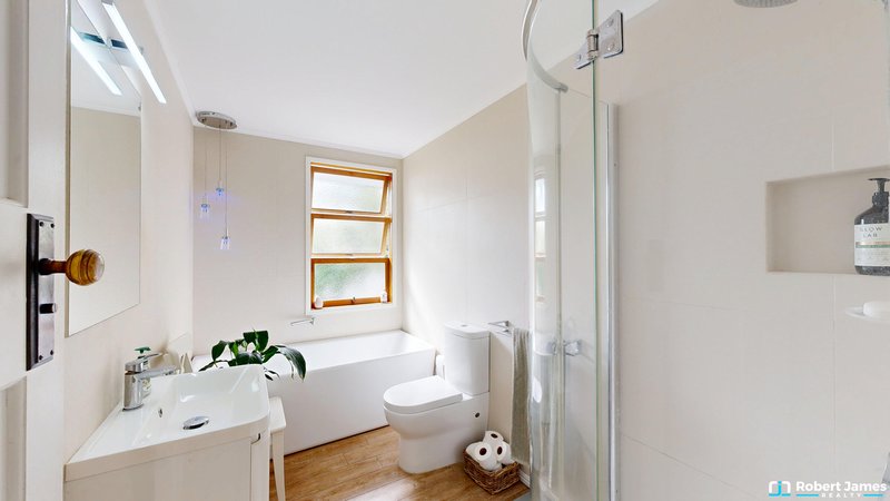 Photo - 12 Morning Glory Drive, Cooroibah QLD 4565 - Image 14