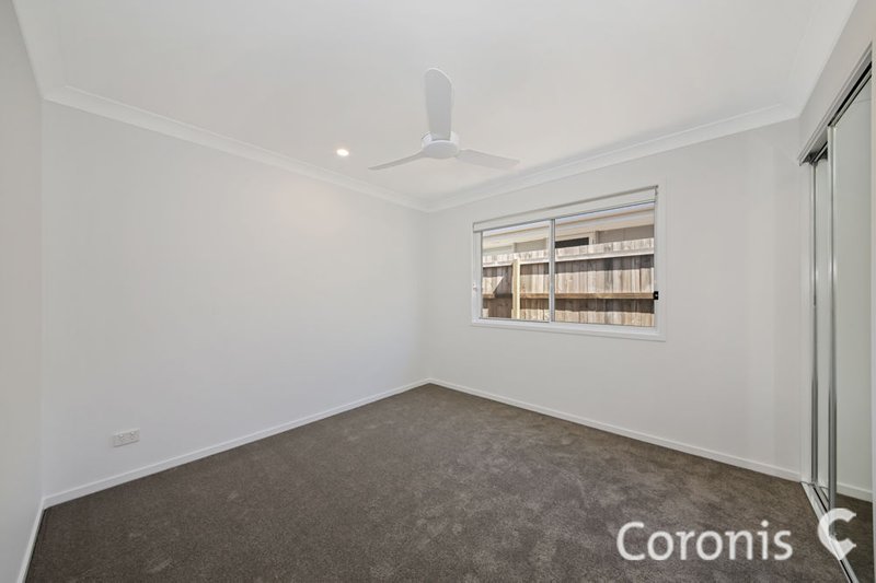 Photo - 12 Mount Wheeler Street, Park Ridge QLD 4125 - Image 4