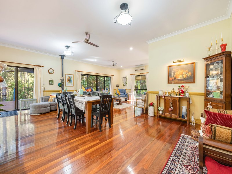 Photo - 12 Mountridge Close, Kiels Mountain QLD 4559 - Image 4