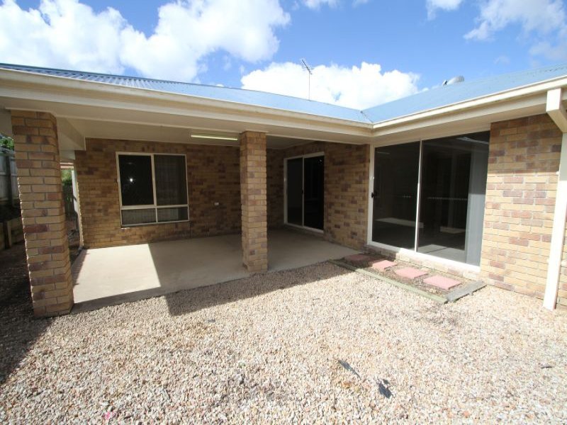 Photo - 12 Mt Flinders Place, Algester QLD 4115 - Image 2