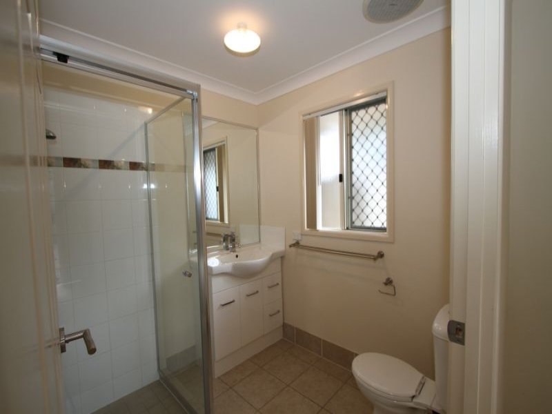 Photo - 12 Mt Flinders Place, Algester QLD 4115 - Image 6