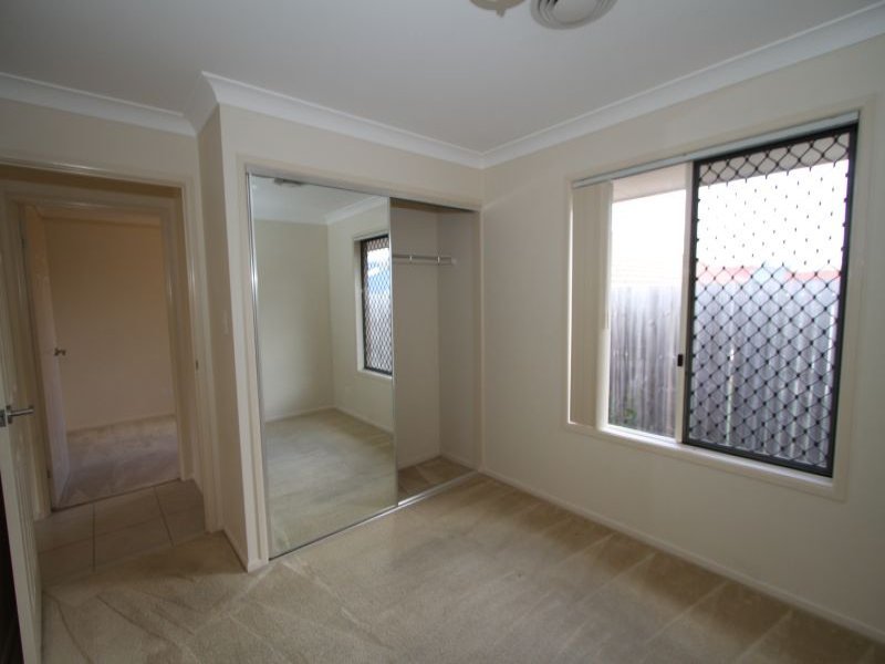 Photo - 12 Mt Flinders Place, Algester QLD 4115 - Image 9