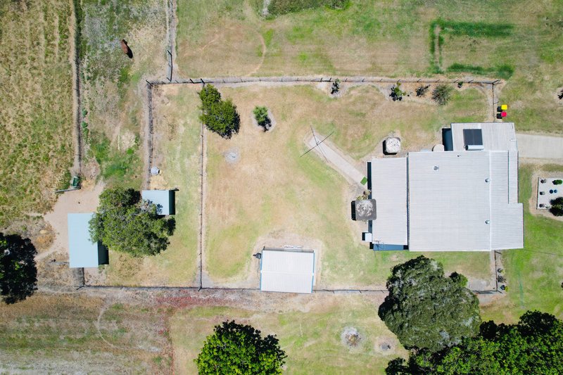 Photo - 12 Mudies Road, Victoria Plantation QLD 4850 - Image 26