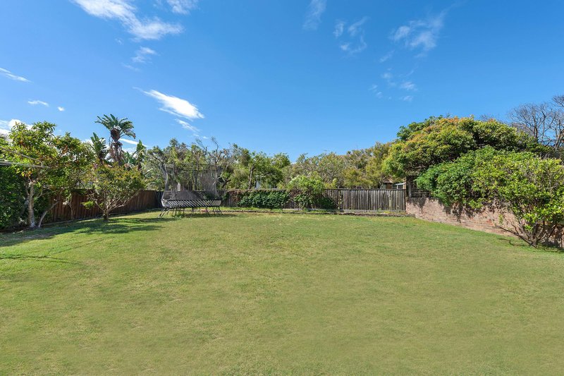 Photo - 12 Mulgowrie Crescent, Balgowlah Heights NSW 2093 - Image 3