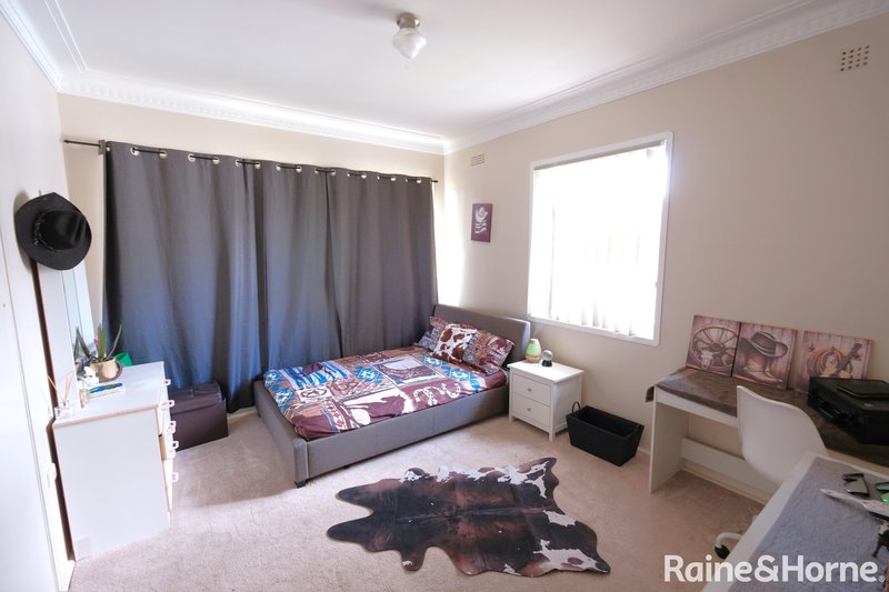 Photo - 12 Mulligan Street, Inverell NSW 2360 - Image 9