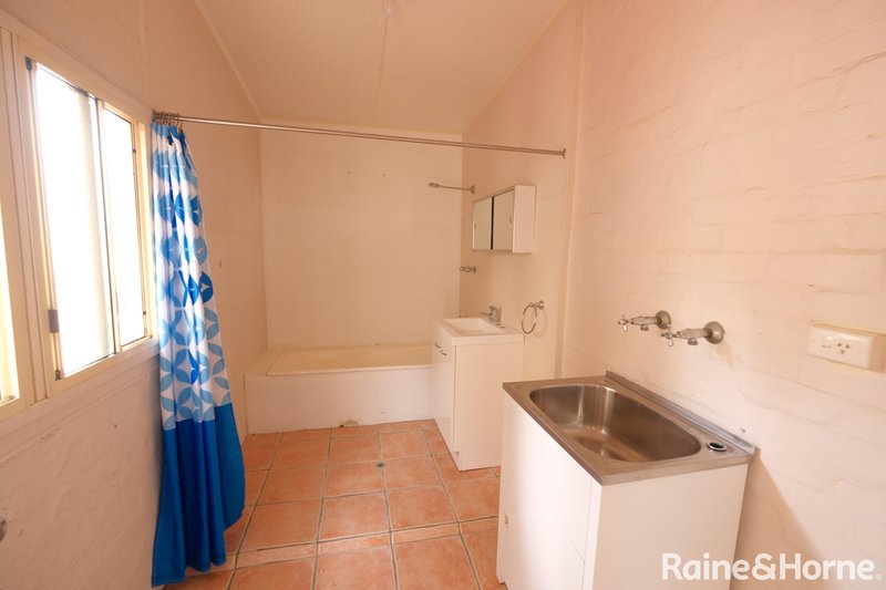 Photo - 12 Mulligan Street, Inverell NSW 2360 - Image 17