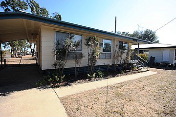 Photo - 12 Munro Street, Moranbah QLD 4744 - Image 10