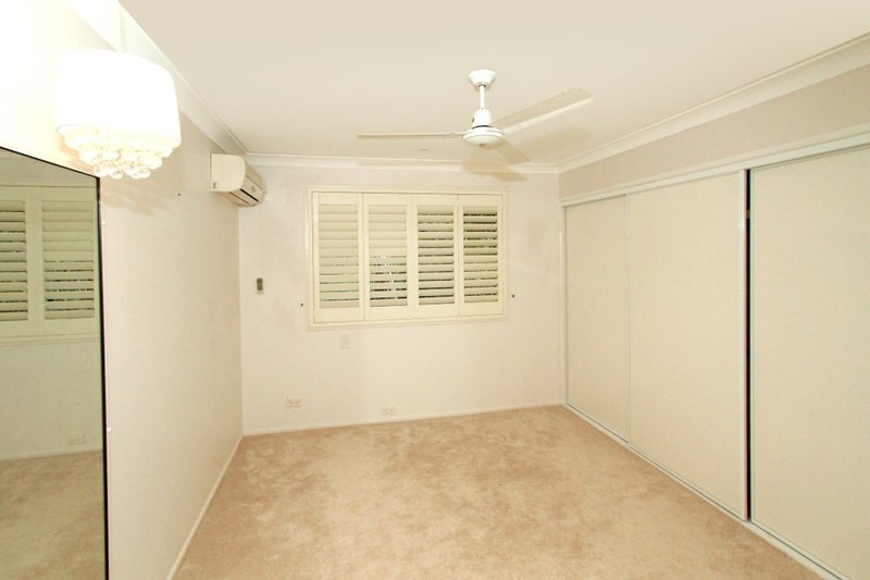 Photo - 12 Murlay Avenue, Frenchville QLD 4701 - Image 11