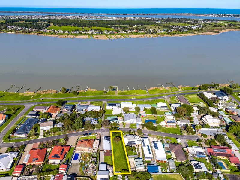 Photo - 12 Murray Street, Goolwa North SA 5214 - Image 5