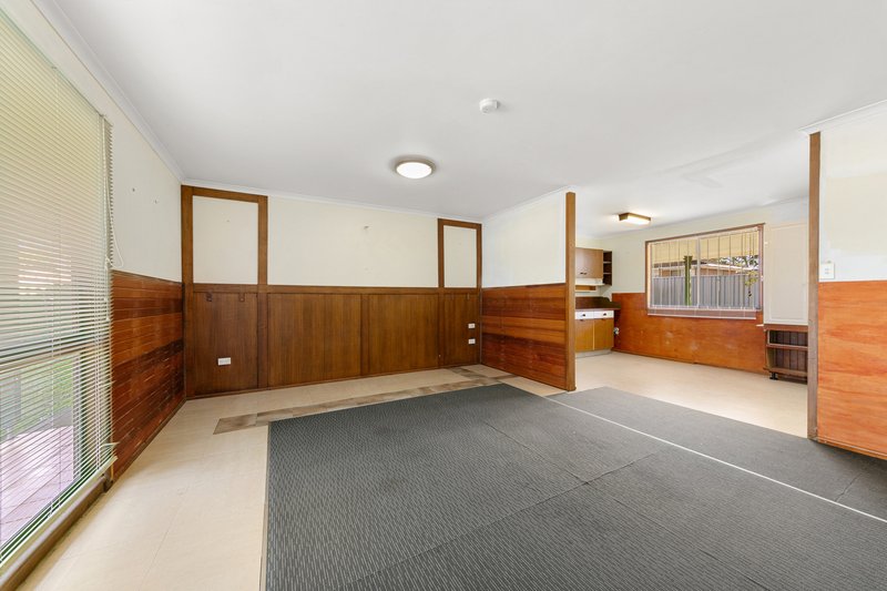 Photo - 12 Narambi Road, Buff Point NSW 2262 - Image 2