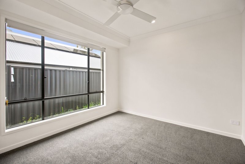 Photo - 12 Naretha Court, Morayfield QLD 4506 - Image 4