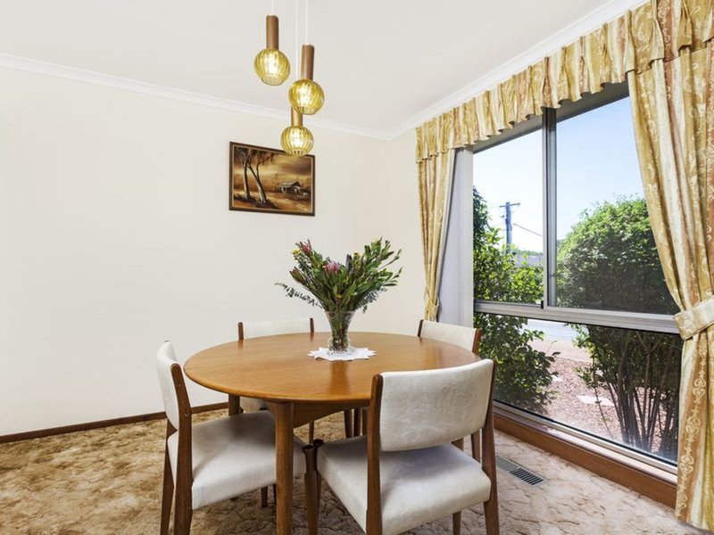 Photo - 12 Neales Street, Kaleen ACT 2617 - Image 3