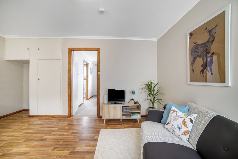 Photo - 1/2 Nelis Court, Lutana TAS 7009 - Image 5