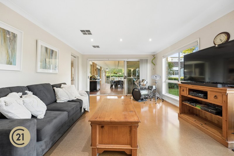 Photo - 12 New Farm Road, West Pennant Hills NSW 2125 - Image 9