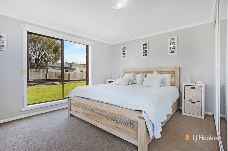 Photo - 12 New Street, Wynyard TAS 7325 - Image 10