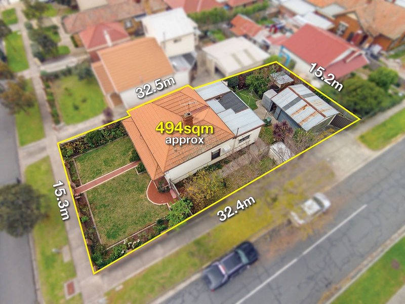 Photo - 12 Newcastle Street, Preston VIC 3072 - Image 2