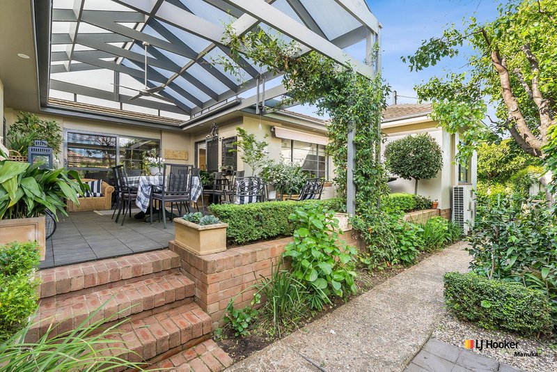 Photo - 12 Newdegate Street, Deakin ACT 2600 - Image 17