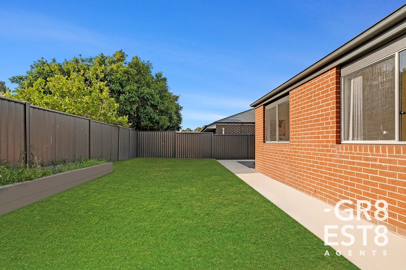 Photo - 12 Newington Drive, Cranbourne East VIC 3977 - Image 23
