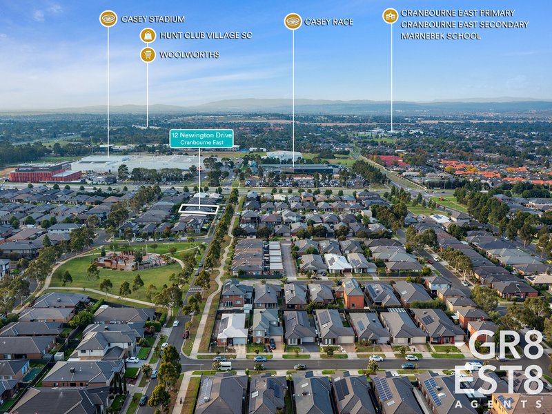 Photo - 12 Newington Drive, Cranbourne East VIC 3977 - Image 26