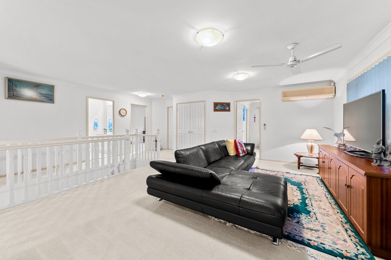 Photo - 12 Ngairi Close, Eight Mile Plains QLD 4113 - Image 8