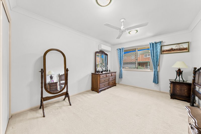 Photo - 12 Ngairi Close, Eight Mile Plains QLD 4113 - Image 17