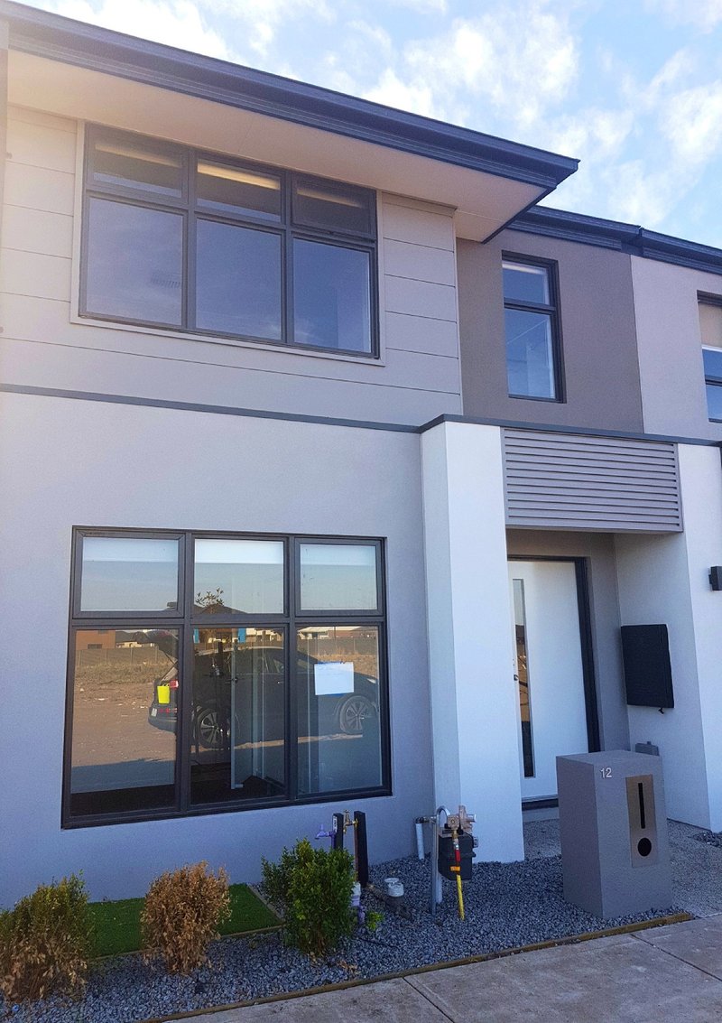 Photo - 12 Nick Way, Kalkallo VIC 3064 - Image 1