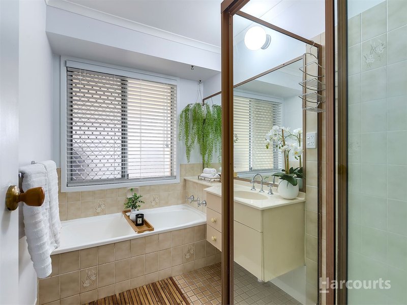 Photo - 12 Nilkerie Street, Carseldine QLD 4034 - Image 11