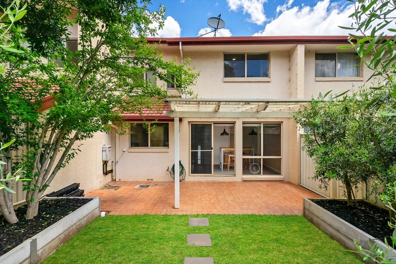 12 Noble Close, Ngunnawal ACT 2913