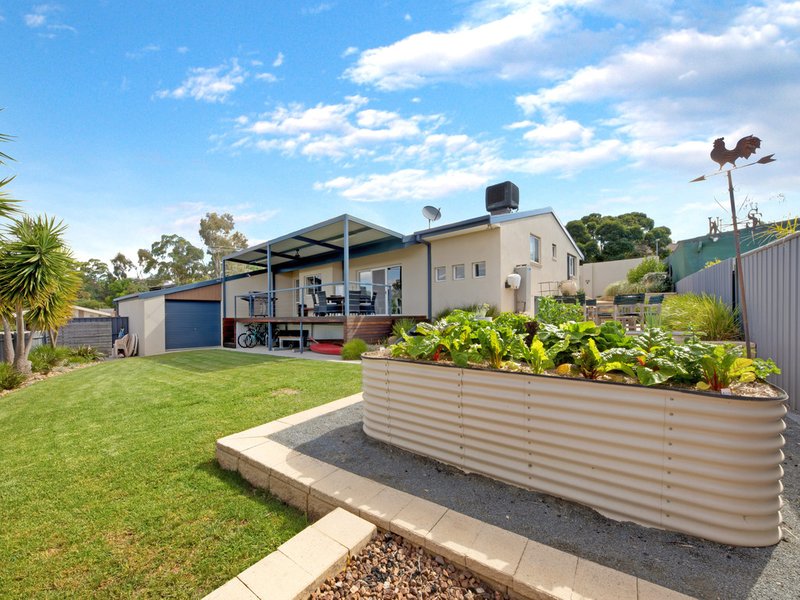 Photo - 12 Nordsvan Drive, Wodonga VIC 3690 - Image 20