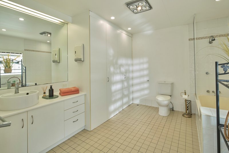Photo - 12 Norfolk Road, South Brisbane QLD 4101 - Image 10