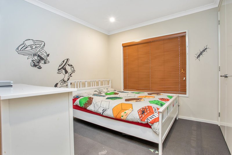 Photo - 12 Normanby Cres , Burpengary East QLD 4505 - Image 14