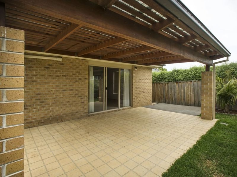 Photo - 12 North Shore Drive, Sanctuary Lakes VIC 3030 - Image 7