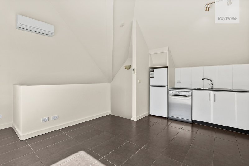 Photo - 1/2 Northcote Street, Northcote VIC 3070 - Image 6