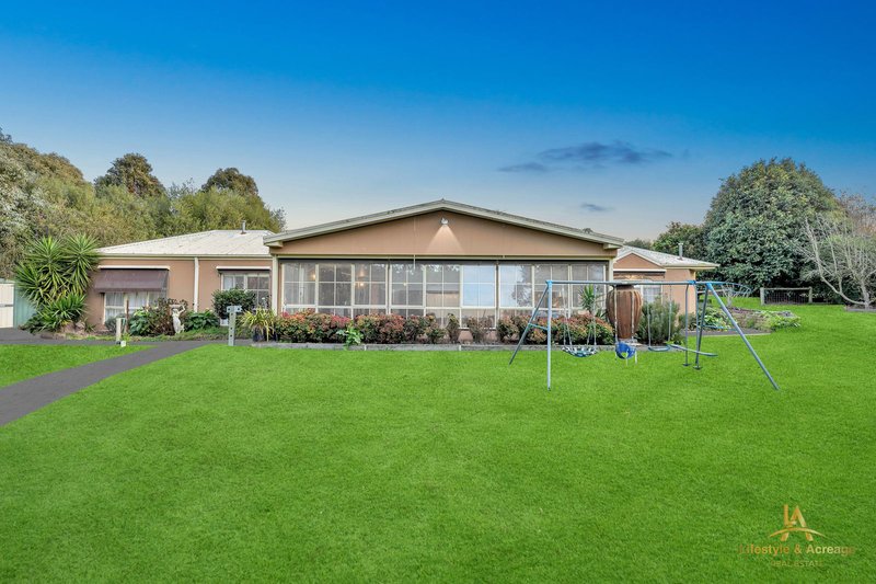 Photo - 12 Nottingham Court, Drouin VIC 3818 - Image 2
