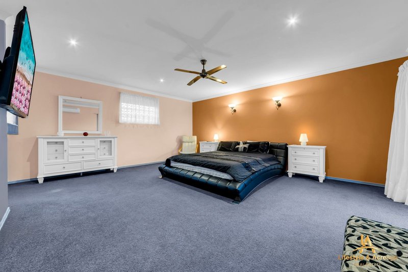 Photo - 12 Nottingham Court, Drouin VIC 3818 - Image 11