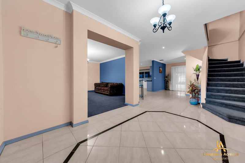 Photo - 12 Nottingham Court, Drouin VIC 3818 - Image 23