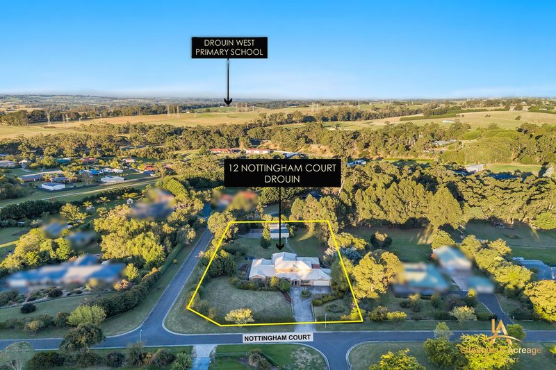 Photo - 12 Nottingham Court, Drouin VIC 3818 - Image 32