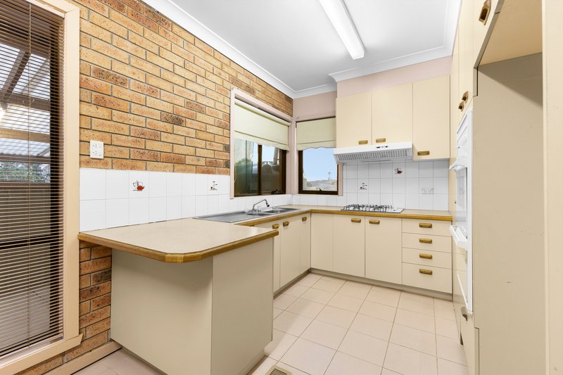 Photo - 12 Oaklands Avenue, Ferntree Gully VIC 3156 - Image 5