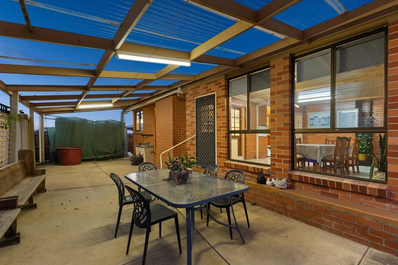 Photo - 12 Oaklands Avenue, Ferntree Gully VIC 3156 - Image 12
